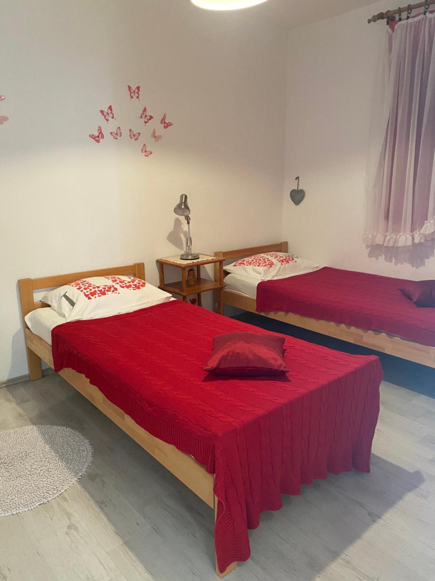 Apartmani Kate Stari Grad  Exterior foto